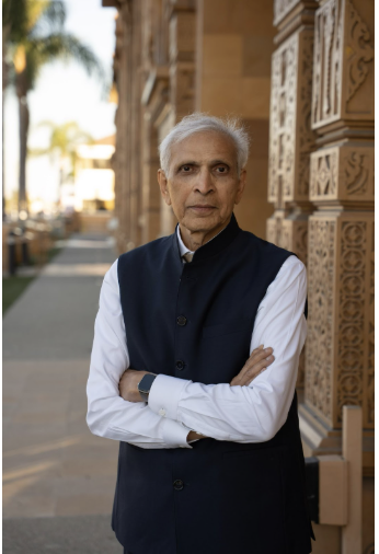 Vardhaman Charitable Foundation Supports UT-Austin with $1M Gift to Advance the Study of Jainism and South Asian Religions
